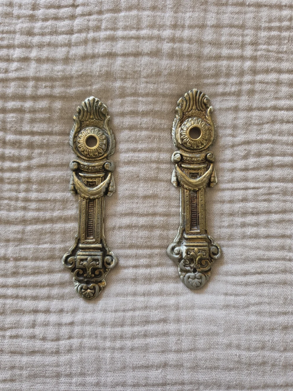 Antique-Style Brass Tone Decorative Wall Placket - Pair